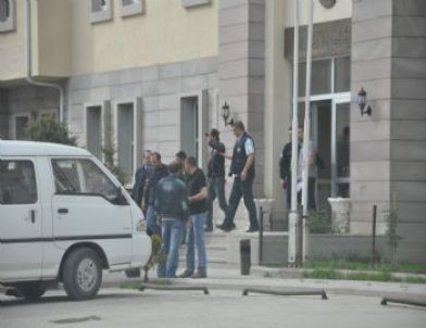 Sandıklı'da Cinsel İstismara 7 Tutuklama