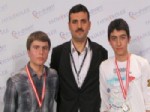 FATIH ÜNIVERSITESI - Şehzade Mehmet'e Bilgisayar Olimpiyatında 2 Altın Madalya