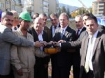 Ak Parti'li Şahin, Temel Atma Törenine Katıldı