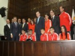 MEHMET KERIM YıLDıZ - Başbakan Erdoğan, Ağrılı Atletleri Meclis'te Kabul Etti