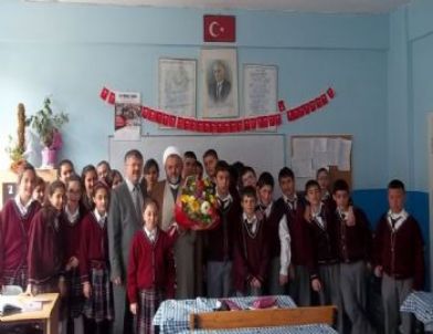 Caferi İmam, İlköğretim Okulunda Öğrencilere Ders Verdi