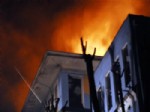 ŞEREFIYE - Eminönü'ndeki Tarihi Belediye Binası Yangına Yenildi