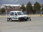YEŞILDAĞ - Erzincan Polisine İleri Sürüş Teknikleri Kursu