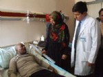 TEVEKKÜL - Nobel Ödüllü Yazar Karman'dan Yemenli Hastalara Ziyaret - Ankara