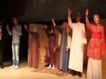 Öğrenciler Hz Peygamber’in Doğumu Tiyatro İle Anlattılar