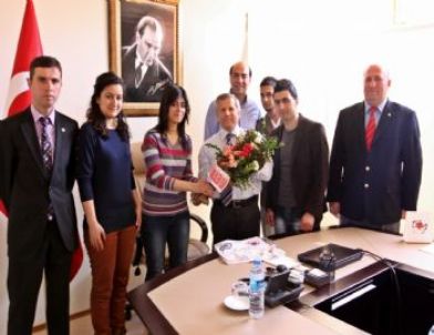 Bayburt Üniversitesi Öğrencilerinden Çoruh’u Temizleme Projesi