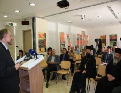 BM Raportörü: Güney Kıbrıs'ta Ortodoksluk Öğrencilere Zorla Okutuluyor