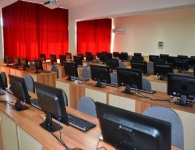 ÇOMÜ’de İki Bilgisayar Laboratuvarı Daha Açıldı