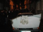 Fatih’te 4 Otomobil Kundaklandı…