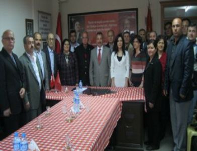 Türk Ocakları Yönetimi, CHP'yi Ziyaret Etti