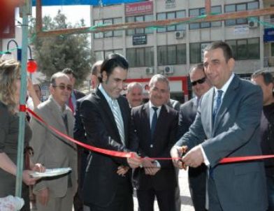 Bedensel ve Zihinsel Özürlülür Derneği Kermes Açtı