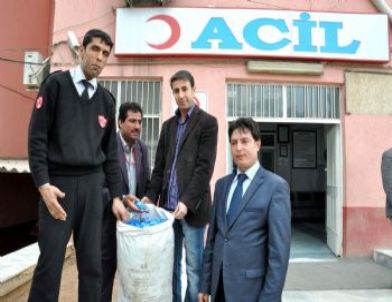 7 Bin Mavi Kapak Toplayarak Engelilere Destek Verdi