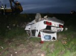 Akhisar'da Araç Şarampole Yuvarlandı: 9 Yaralı