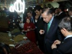 NUR BEKRI - Başbakan Erdoğan, Urumçi’deki Büyük Pazar'ı Ziyaret Etti