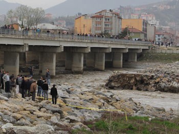 Facia göz göre göre geldi