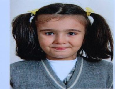 Minik Ece Sonsuzluğa Uğurlandı