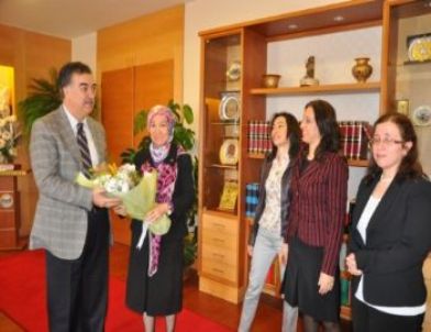 Ak Parti Aydın Kadın Kolları'ndan Vali Al'a Ziyaret