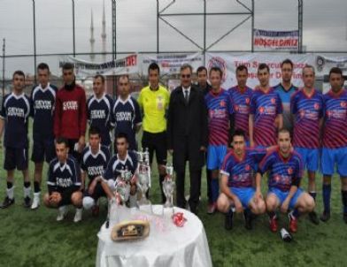 Emniyet Turnuvasının Şampiyonu Polis Merkezi Oldu