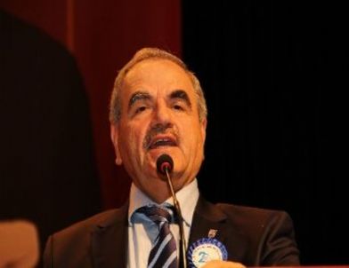 Rektör, 20. Yıl Kutlamasının Açılışında Maaşlara Zam İstedi