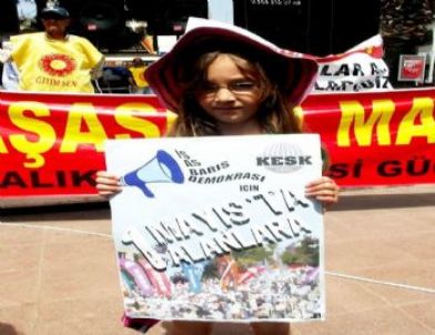 Ayvalık’ta 1 Mayıs Coşkusu