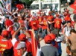 Burhaniye’de 1 Mayıs’a İki Ayrı Kutlama