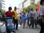 BERFIN - İşçiler, Halay Çekerek 1 Mayıs'ı Kutladı