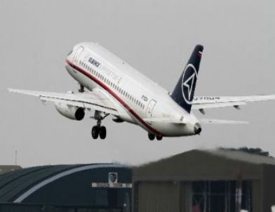 50 Yolcusu İle Kaybolan Rus Uçağına Hala Ulaşılamadı