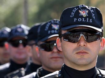 Astsubaylara Düzenleme Polislere Umut Oldu