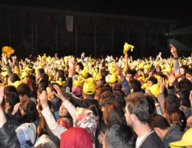 Atatürk Üniversitesi’nde Grup Model Konseri