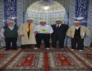 Camilerde Kur'an Öğretimi Kursu