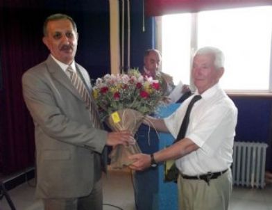 Hem Eğitimlerine Katılan Avcılar Belgelerini Aldı