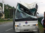 SÜTÇÜ İMAM ÜNIVERSITESI - Rize’de İnanılmaz Kaza: 10 Yaralı