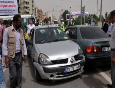 Cumhurbaşkanı Konvoyunda Kaza