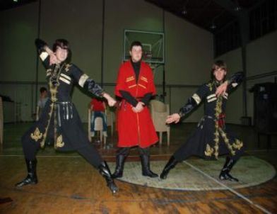 Dikili'den Türkçe Dünya Şölenine Davet