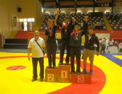 Güreşte Üçüncülük Mustafa Bedavi Atalay Subaşı İle Geldi