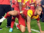 Topuz'a Saracoğlu Stadı'nda yanıt verdi