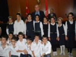 SOKAK ÇOCUKLARı - Büyükşehir Meclisine Öğrencilerde Katıldı