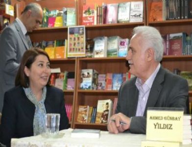 Yazar Ahmet Günbay Yıldız Ankara’da Okurlarla Buluştu - Ankara