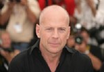 BRUCE WİLLİS - Bruce Willis estetik ameliyatı oldu