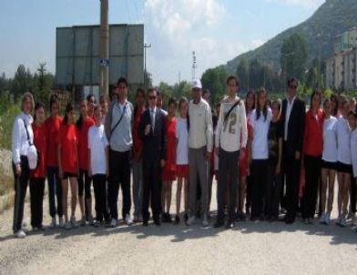 Burdur'da Gençlik Koşusu Düzenlendi