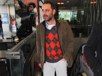 Eş Dost Sohbetindeyim