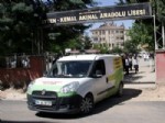 Lisede Doğalgaz Alarmı