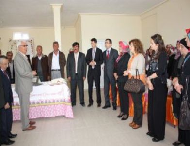 Güzelyurt Halk Eğitim’den Yılsonu Sergisi