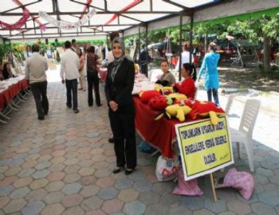 İğdır’da ‘Engelli Olmak Üretime Engel Değildir’ Kermesi