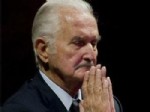 FELIPE CALDERON - Meksikalı Yazar Carlos Fuentes Hayatını Kaybetti