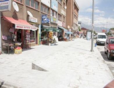 Erzincan’da Kaldırım Yenileme Çalışmaları