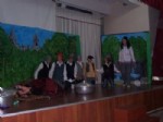 ÇÖPKÖY - Çöpköy İlköğretim Okulu'ndan 'pamuk Prenses ve 6,5 Cüceler' Tiyatro Gösterisi