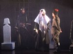 ‘Kumandan, Medine Müdafii Fahrettin Paşa’ İsimli Tiyatro Oyununun Galası Yapıldı