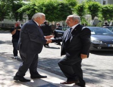 TBMM İnsan Haklarını İnceleme Komisyonu'ndan Siirt Valiliği'ne Nezaket Ziyareti