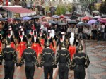 Edirne Protokolü, 19 Mayıs Coşkusunu Vatandaşlarla Yağmur Altında İzledi